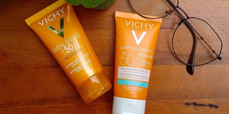 Vichy - Kem chống nắng cho da dầu mụn nhạy cảm 