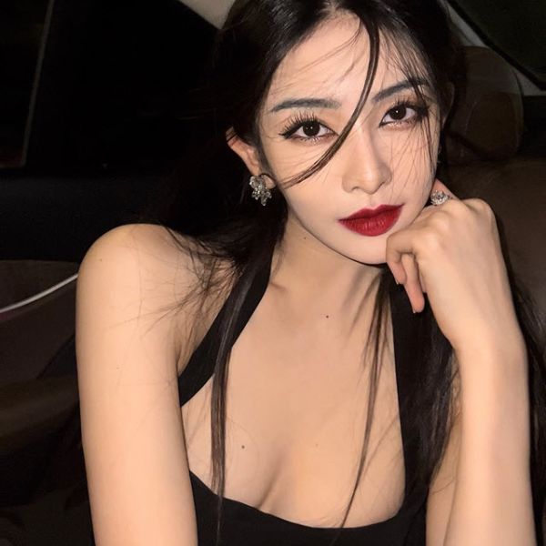 Phốt Trương Diệu linh là sugar baby